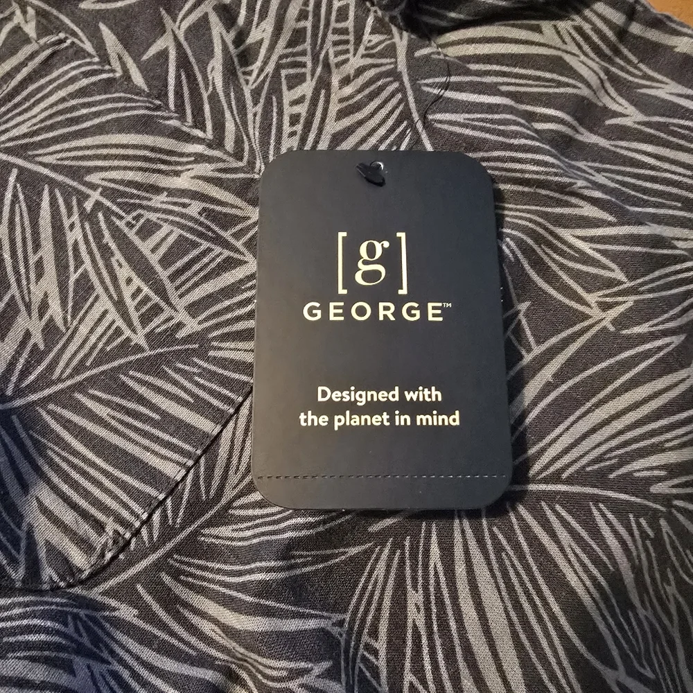 George Men's Medium (38-40) Button Down Camp Shirt New w/ Tags! - Picture 4 of 5